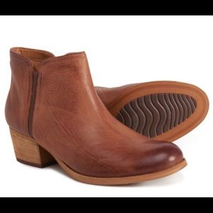 Clarks Maypearl Ramie Booties